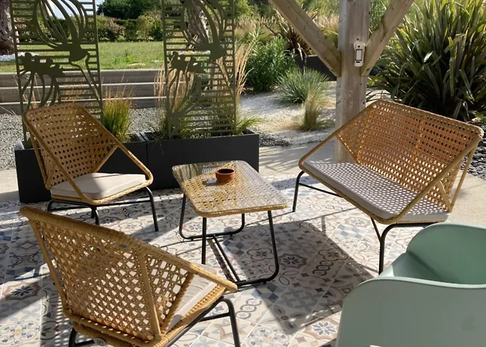 Au Calme Proche De La Loire Et Nantes